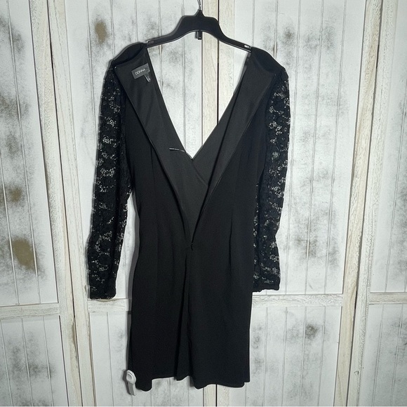 Lace Long Sleeve Faux Wrap Cocktail Dress
Donna Ricco 4 gown black lace floral - Picture 10 of 14